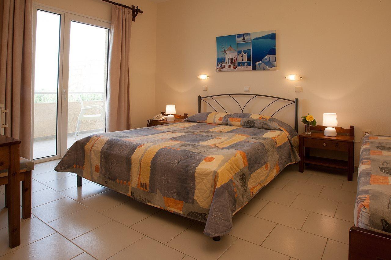 Albatross Hotel Maleme  Bagian luar foto