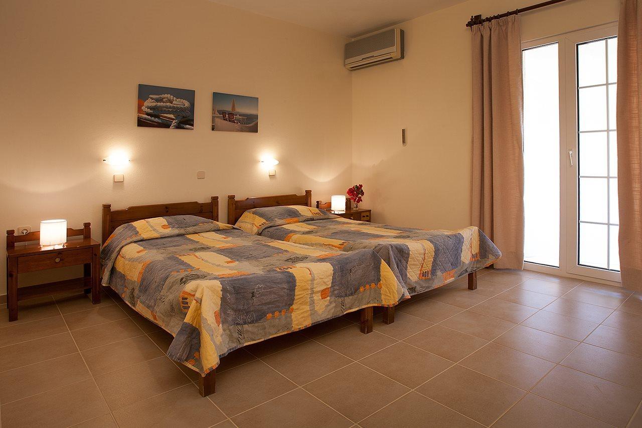 Albatross Hotel Maleme  Bagian luar foto