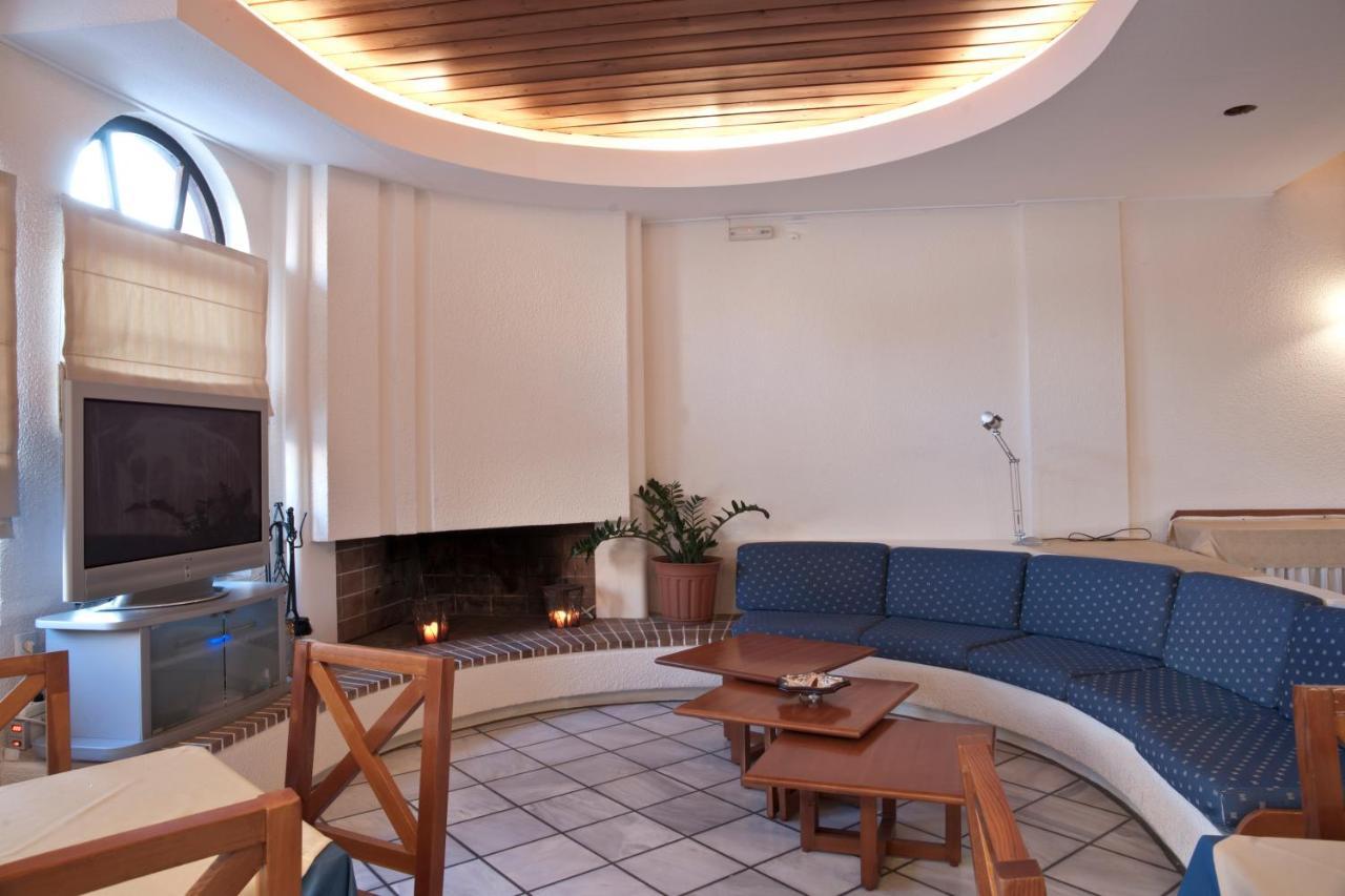Albatross Hotel Maleme  Bagian luar foto