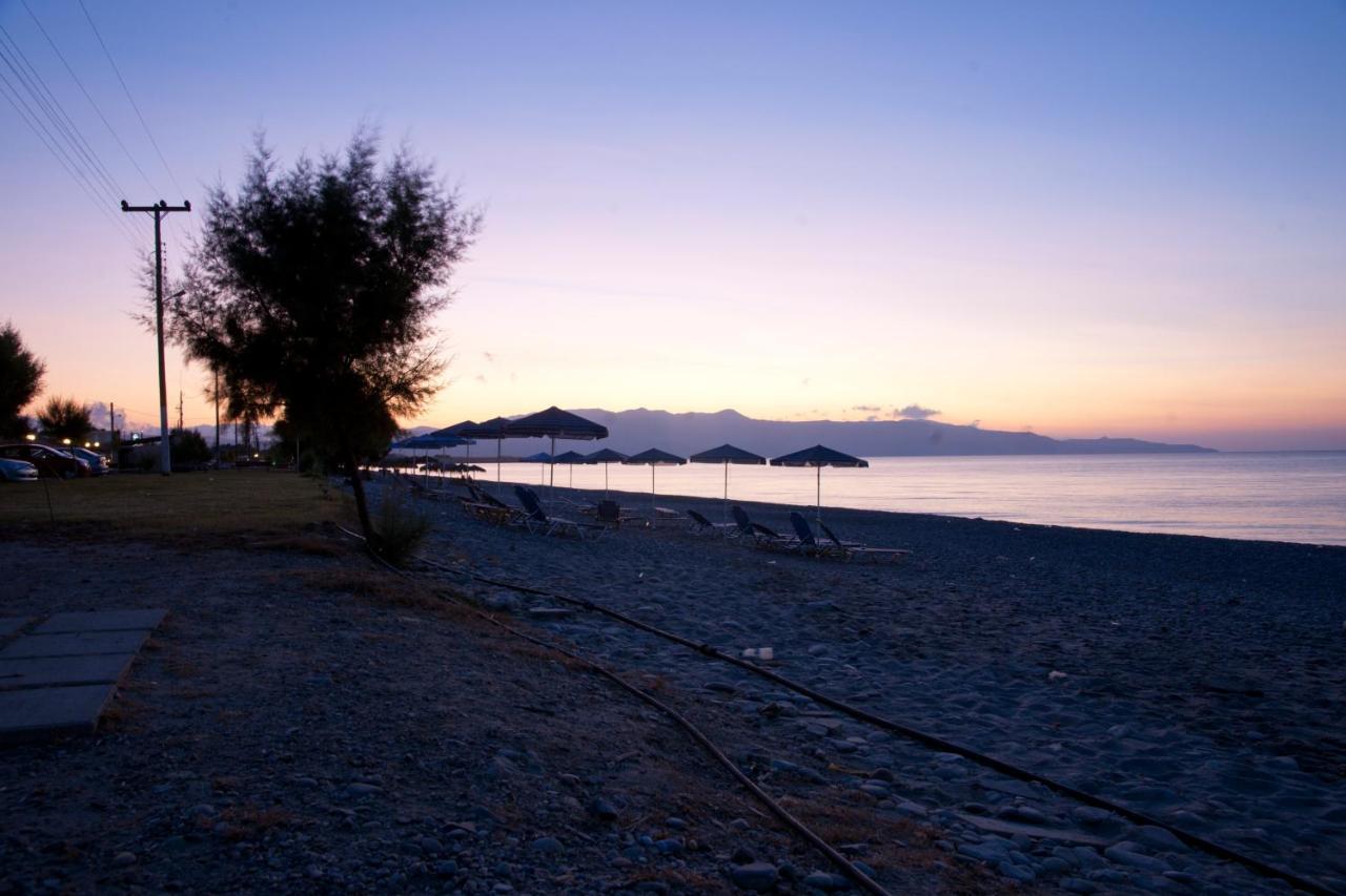 Albatross Hotel Maleme  Bagian luar foto