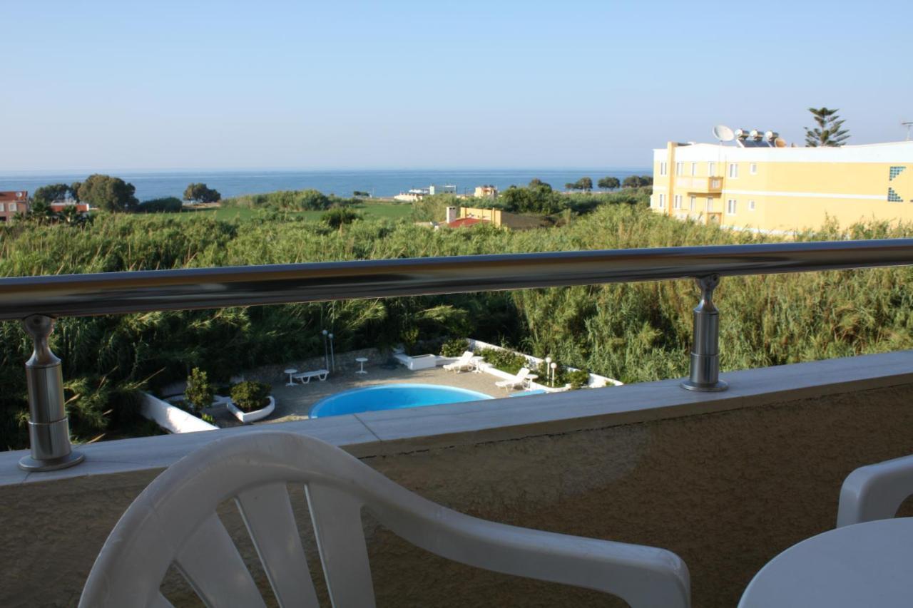 Albatross Hotel Maleme  Bagian luar foto