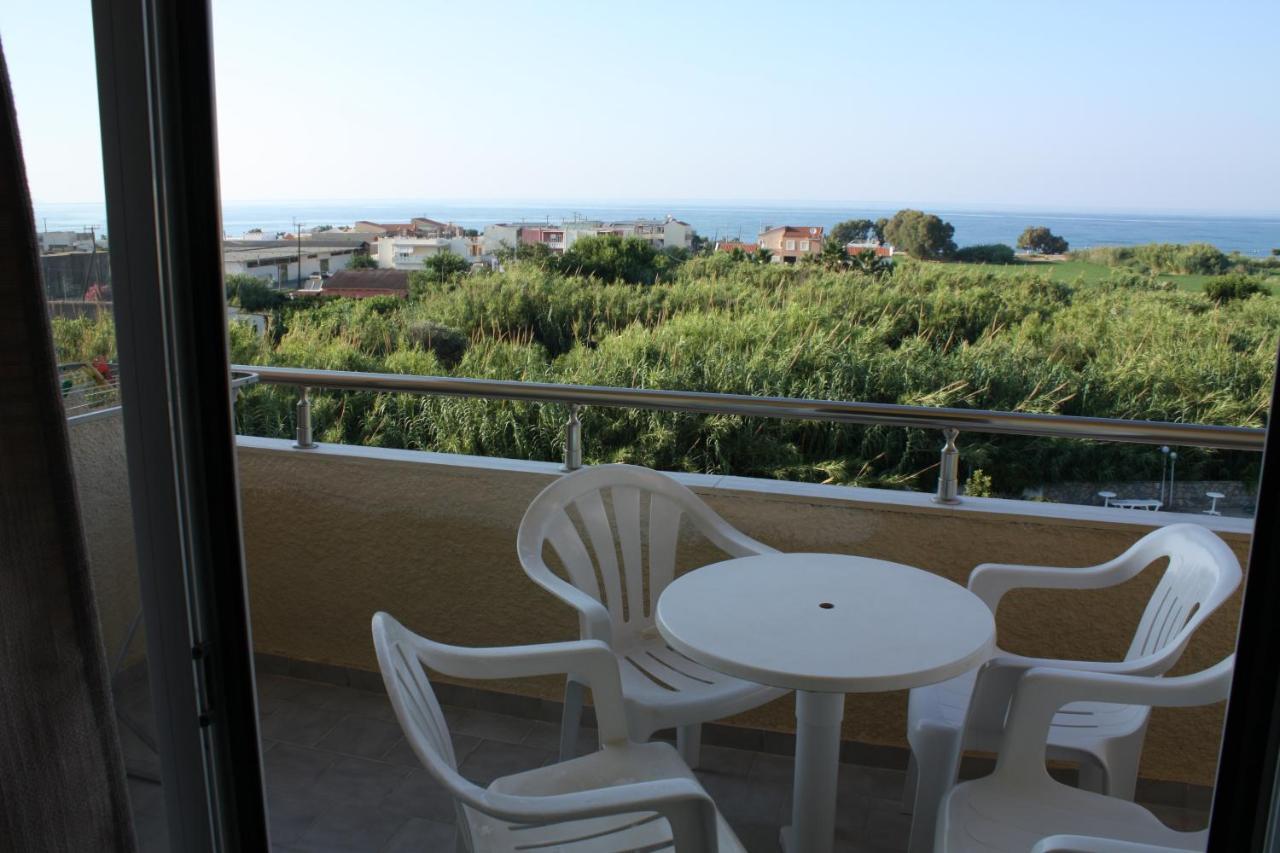 Albatross Hotel Maleme  Bagian luar foto